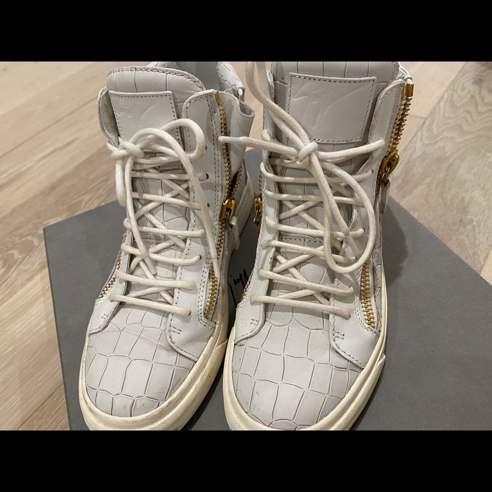 Giuseppe Zanotti Nicki Women’s High-top Sneaker - Picture 2 of 9